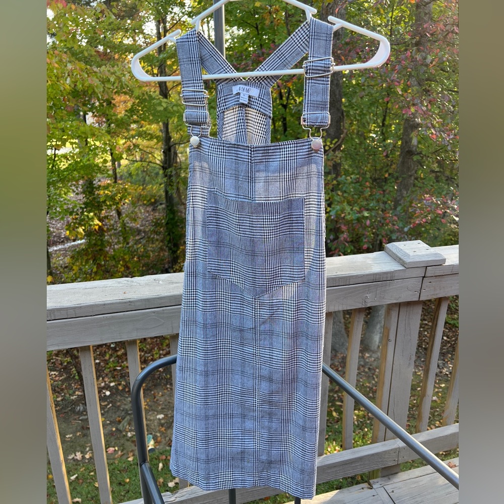 Overall dress